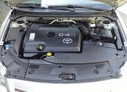 Toyota Avensis Kombi 2,0 l 93 kw