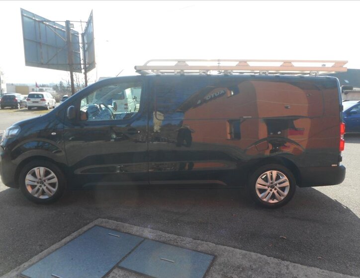 Opel Vivaro Ostatní 2,0 l 106 kw