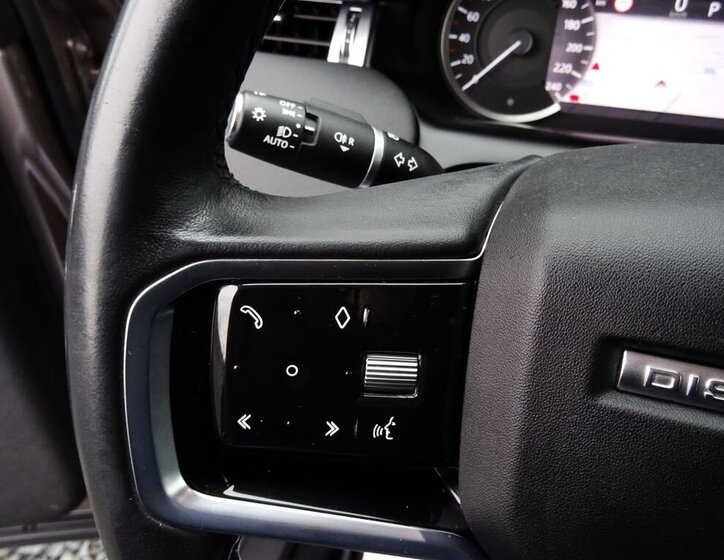 Land Rover Discovery Sport 19