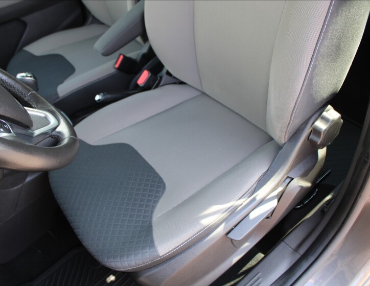 Ford Tourneo Courier 17