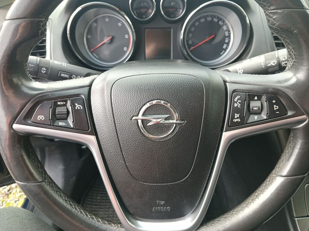 Opel Insignia Kombi 2,0 l 96 kw