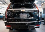 Cadillac Escalade SUV / Terénní 6,2 l 313 kw