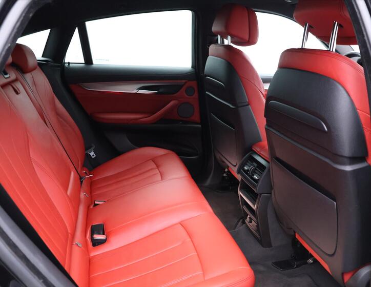 BMW X6 16