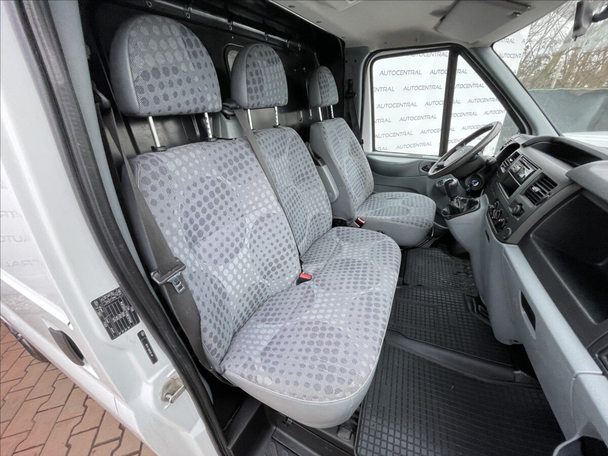 Ford Transit Skříň 2,2 l 63 kw