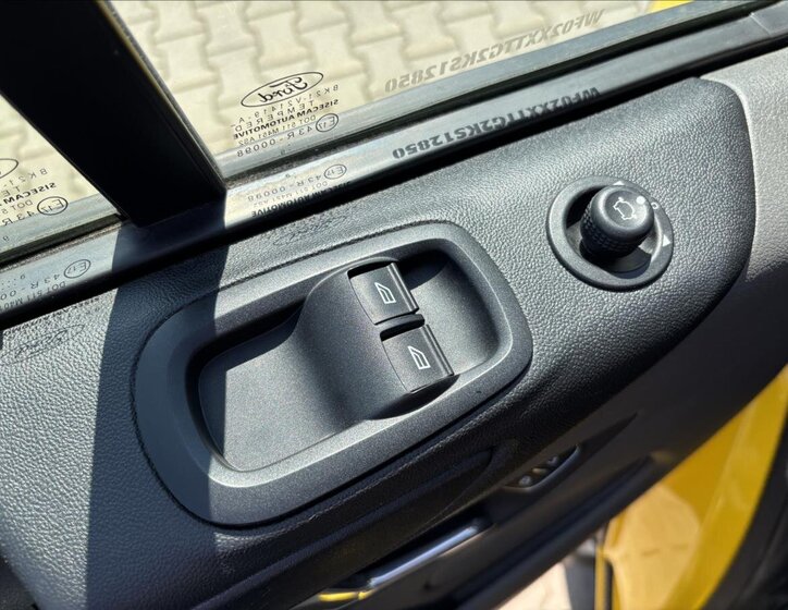 Ford Transit Custom Ostatní 2,0 l 79 kw