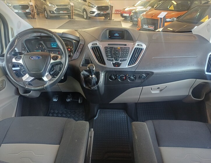 Ford Transit Custom 14