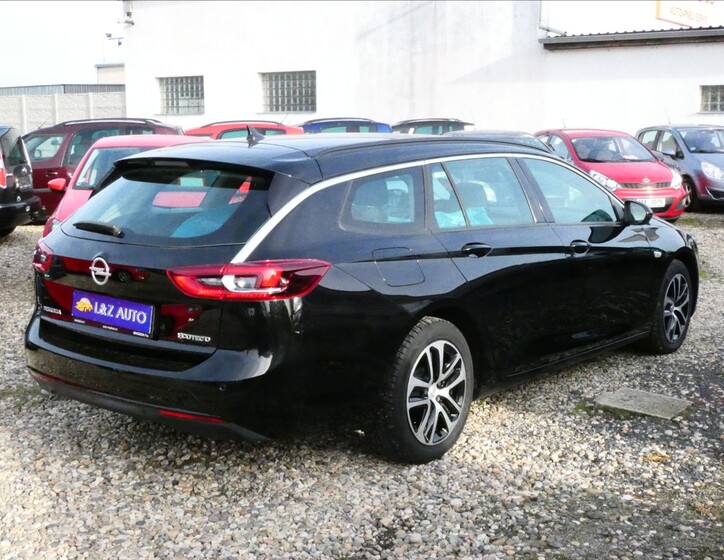 Opel Insignia 6