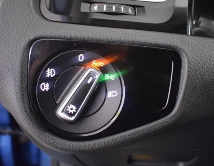 Volkswagen Golf Kombi 2,0 l 110 kw