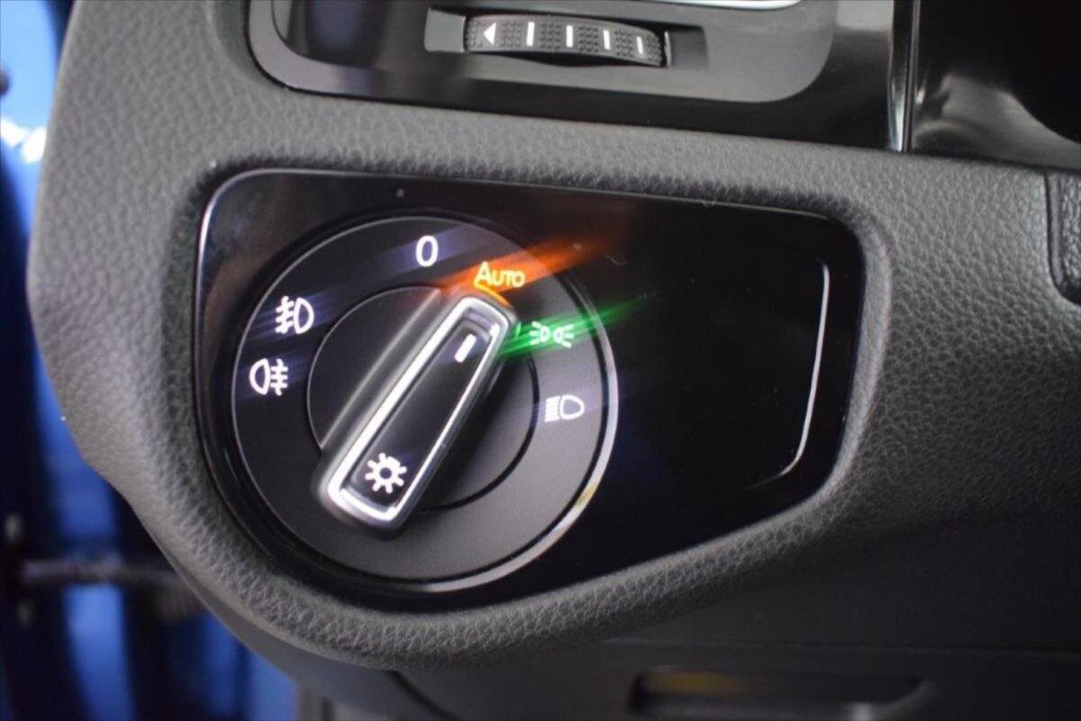 Volkswagen Golf Kombi 2,0 l 110 kw