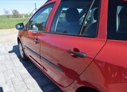 Renault Clio Kombi 1,1 l 74 kw
