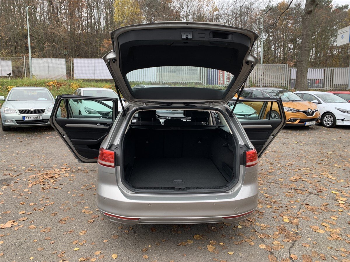 Volkswagen Passat Kombi 2,0 l 110 kw