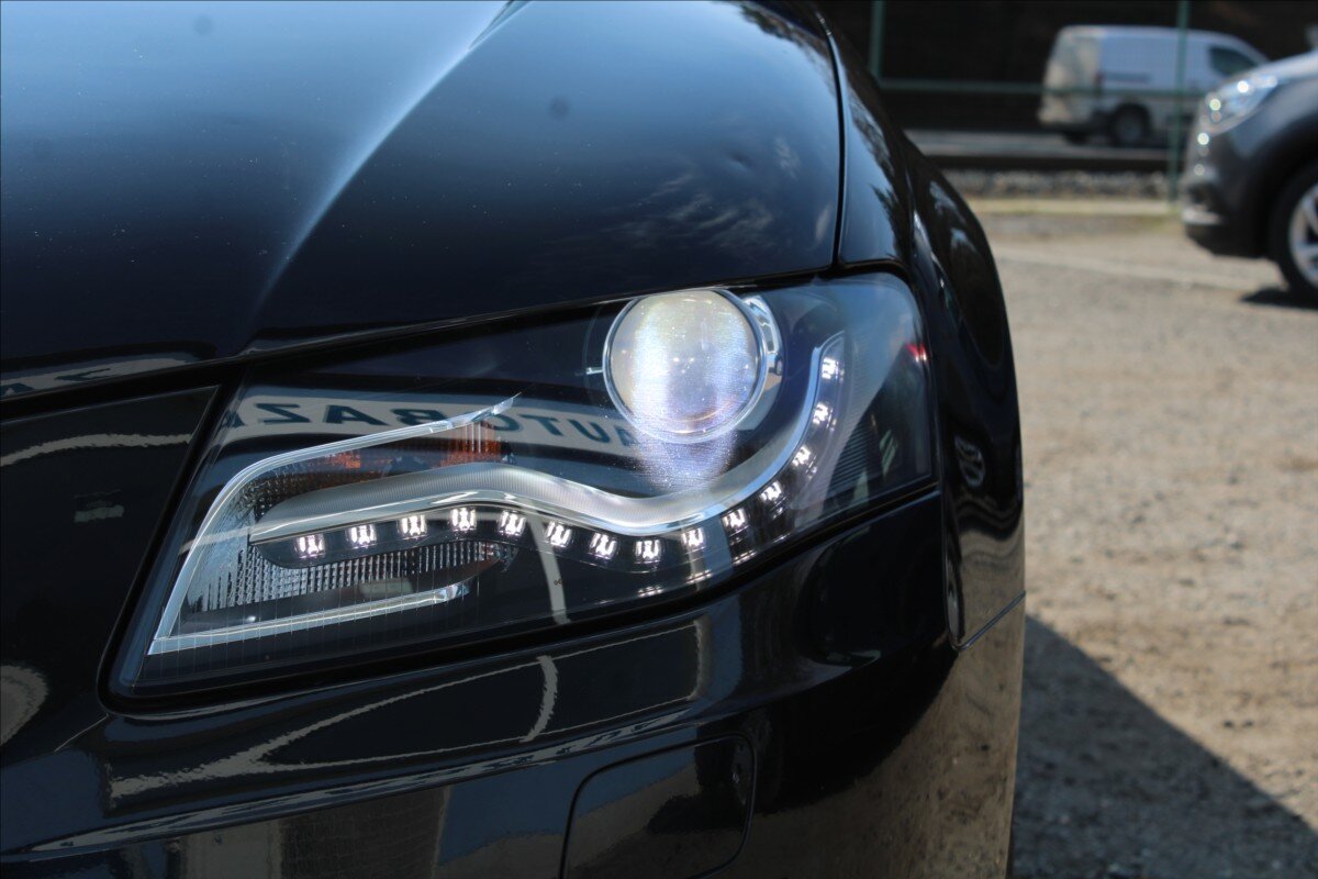 Audi A4 Sedan / Limuzína 1,8 l 118 kw