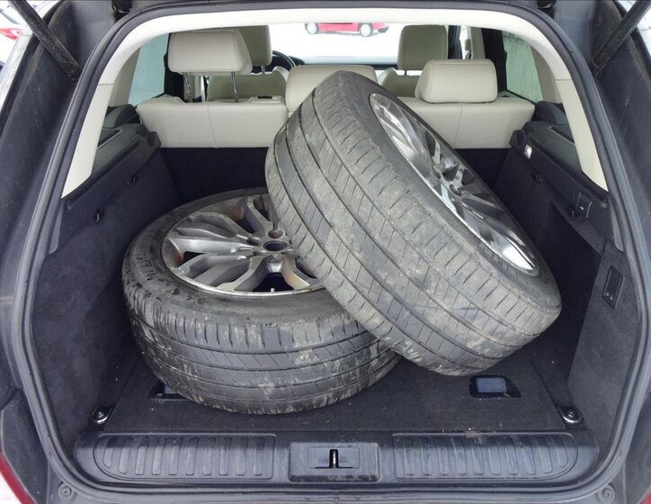 Land Rover Range Rover Sport SUV 3,0 l 190 kw