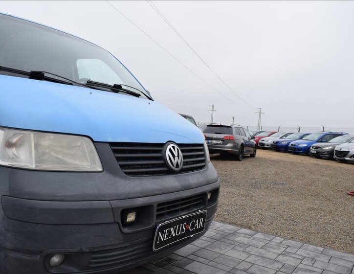 Volkswagen Transporter Kombi 2,5 l 96 kw