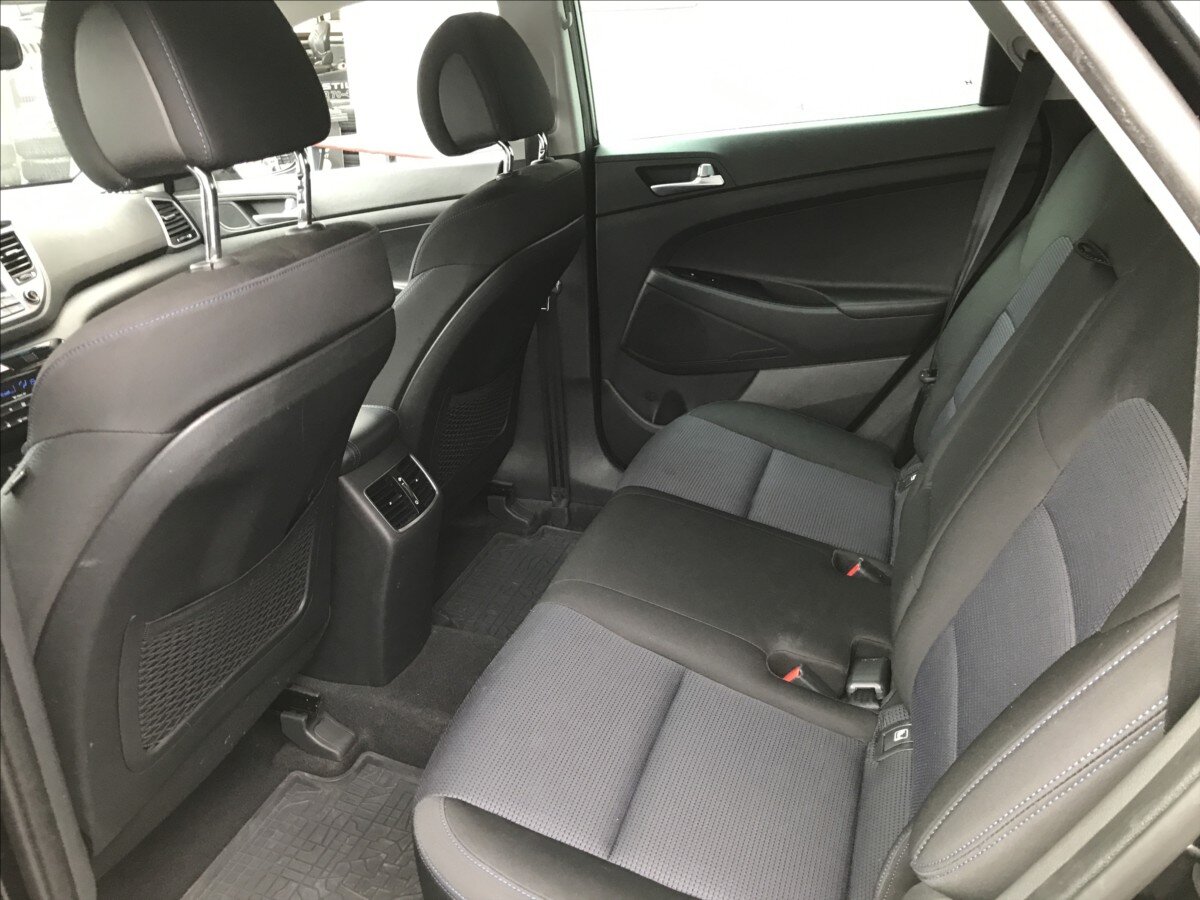 Hyundai Tucson CUV 1,7 l 104 kw