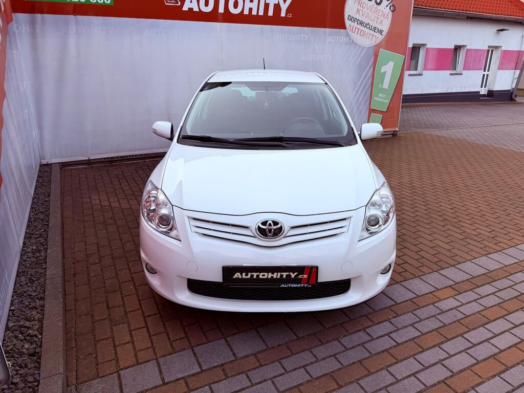 Toyota Auris Hatchback 1,6 l 97 kw