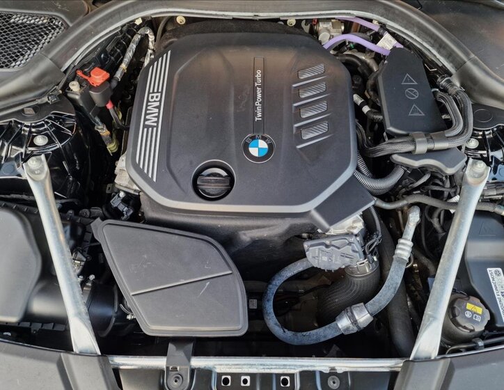 BMW Řada 5 Kombi 2,0 l 140 kw