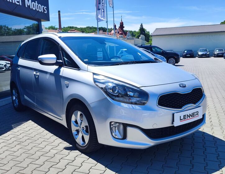 KIA Carens 3