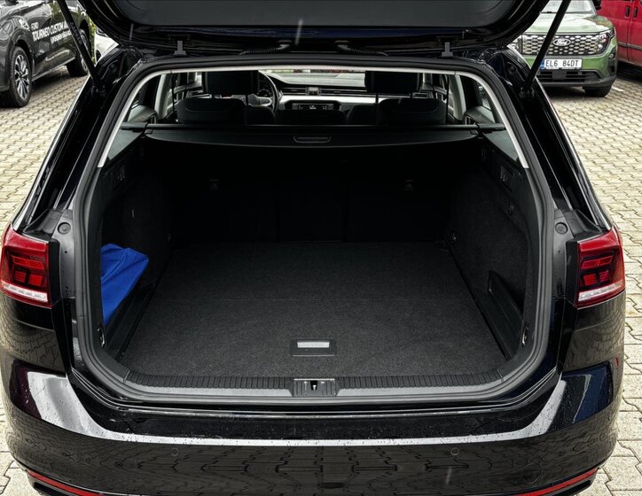 Volkswagen Passat Kombi 1,5 l 110 kw