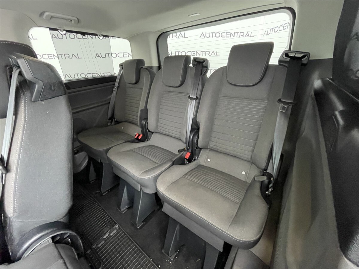 Ford Tourneo Custom MPV 2,0 l 96 kw