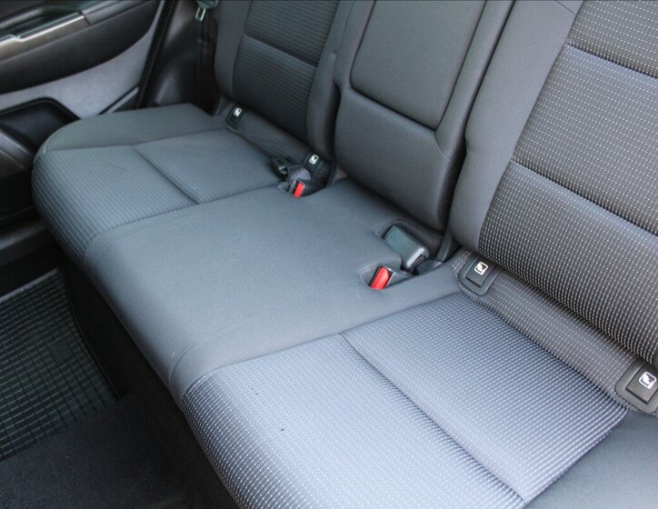 KIA Sportage SUV / Terénní 2,0 l 136 kw