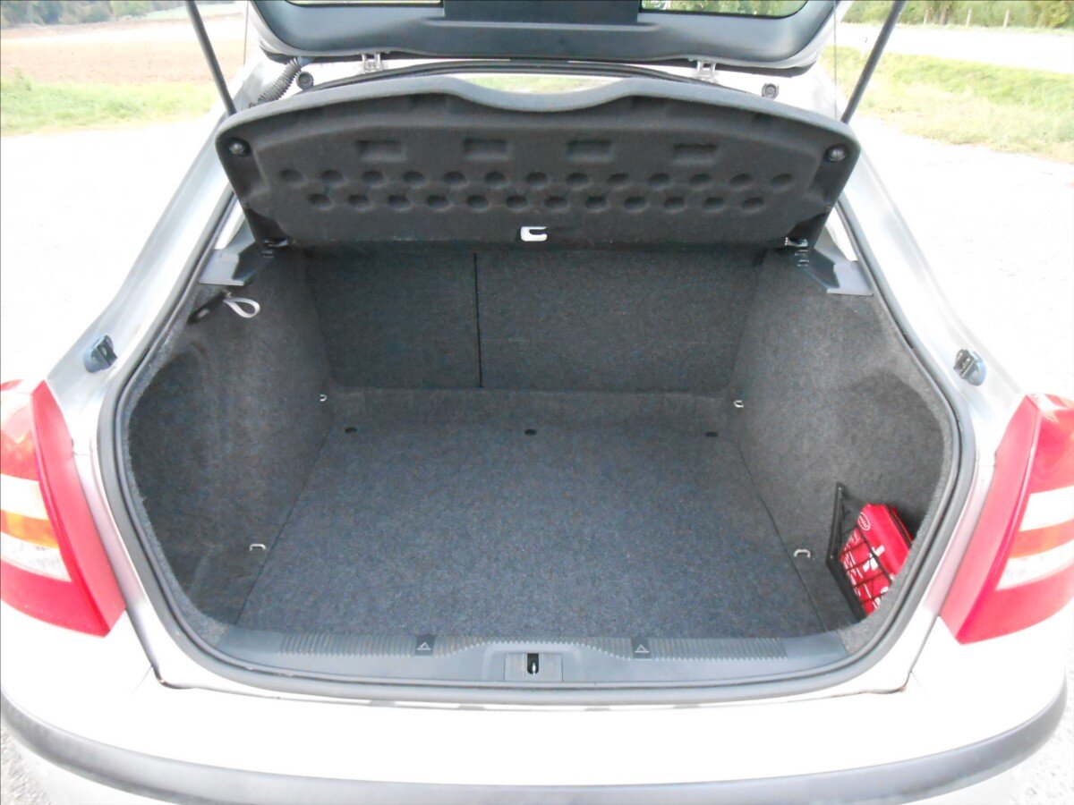 Škoda Octavia Liftback 1,6 l 75 kw