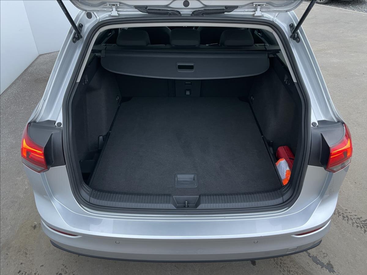 Volkswagen Golf Kombi 1,5 l 110 kw