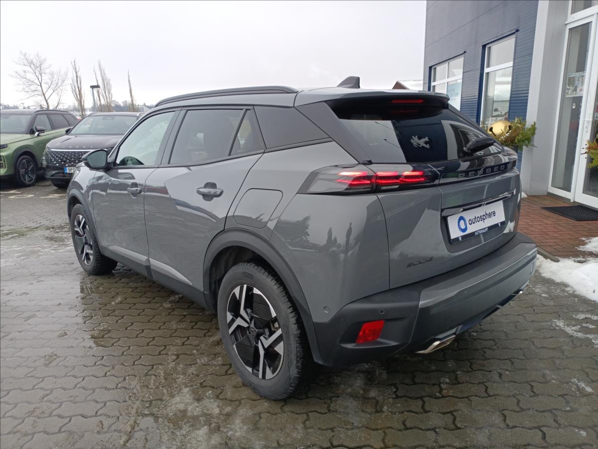 Peugeot 2008 SUV 1,2 l 96 kw