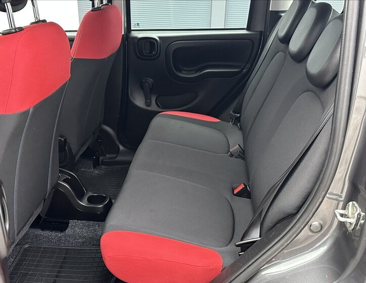 Fiat Panda Hatchback 875,0 63 kw