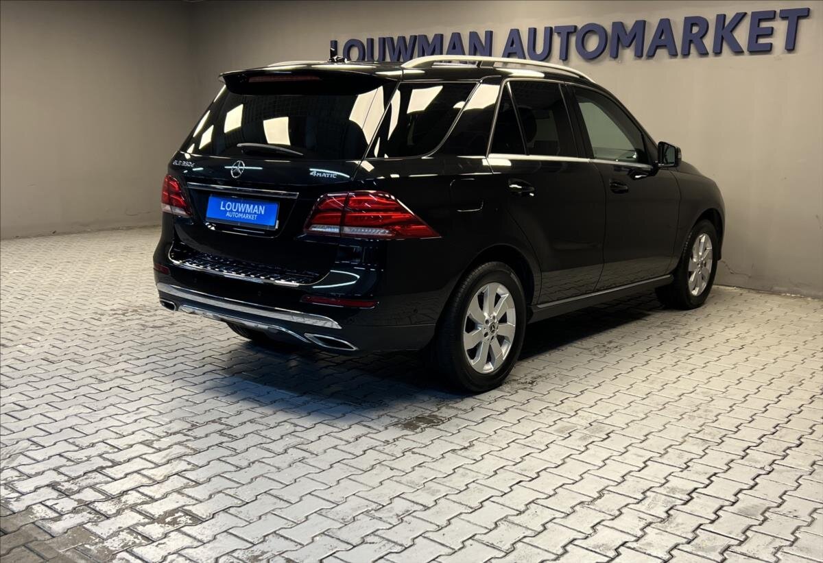 Mercedes-Benz GLE SUV 3,0 l 190 kw