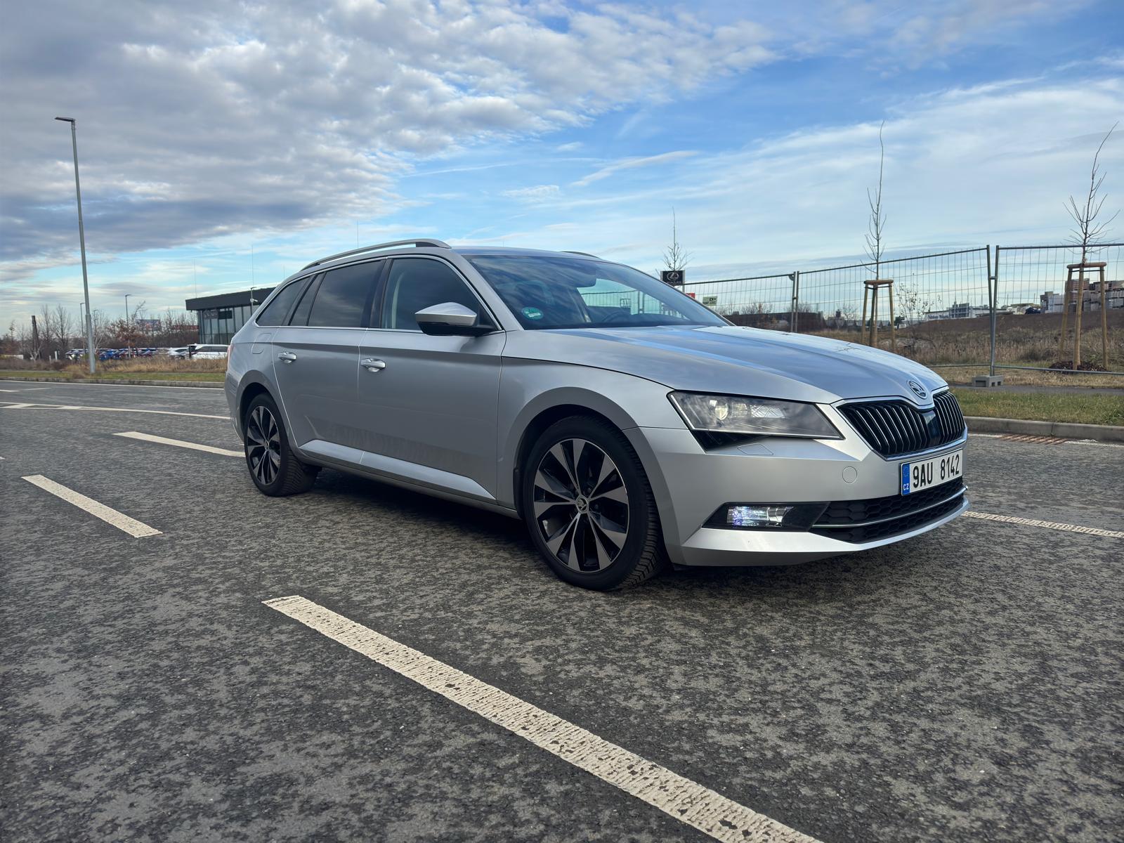 Škoda Superb