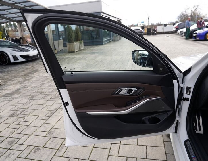 BMW Řada 3 Sedan 3,0 l 275 kw