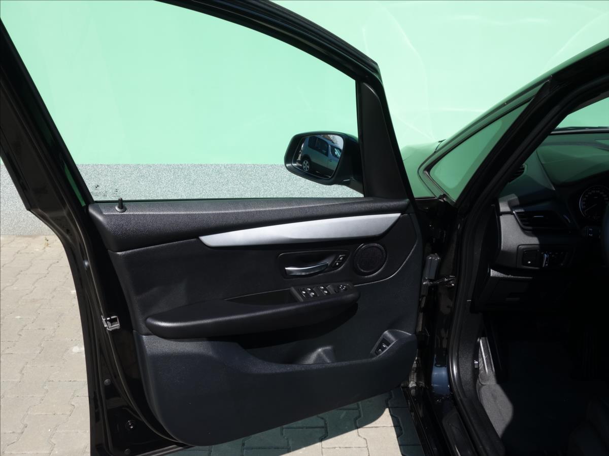 BMW Řada 2 MPV 1,5 l 85 kw