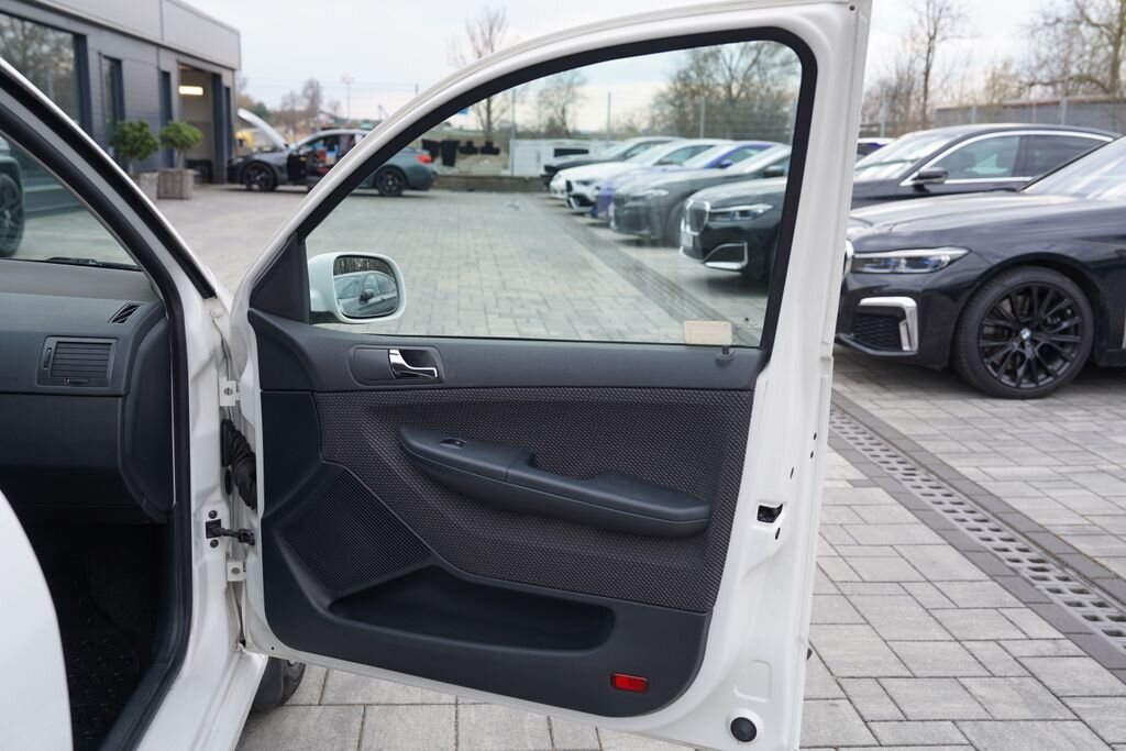 Škoda Fabia Sedan / Limuzína 1,2 l 47 kw