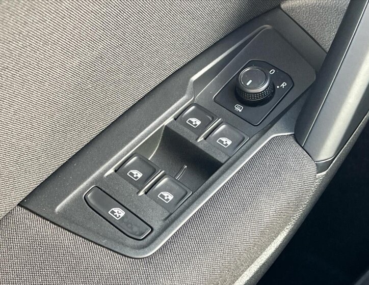 Volkswagen Tiguan SUV 1,5 l 110 kw