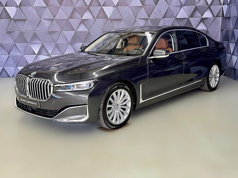 BMW Řada 7 Sedan / Limuzína 3,0 l 250 kw
