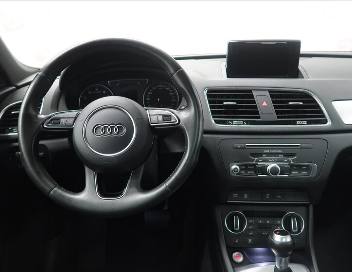 Audi Q3 SUV / Terénní 1,4 l 110 kw