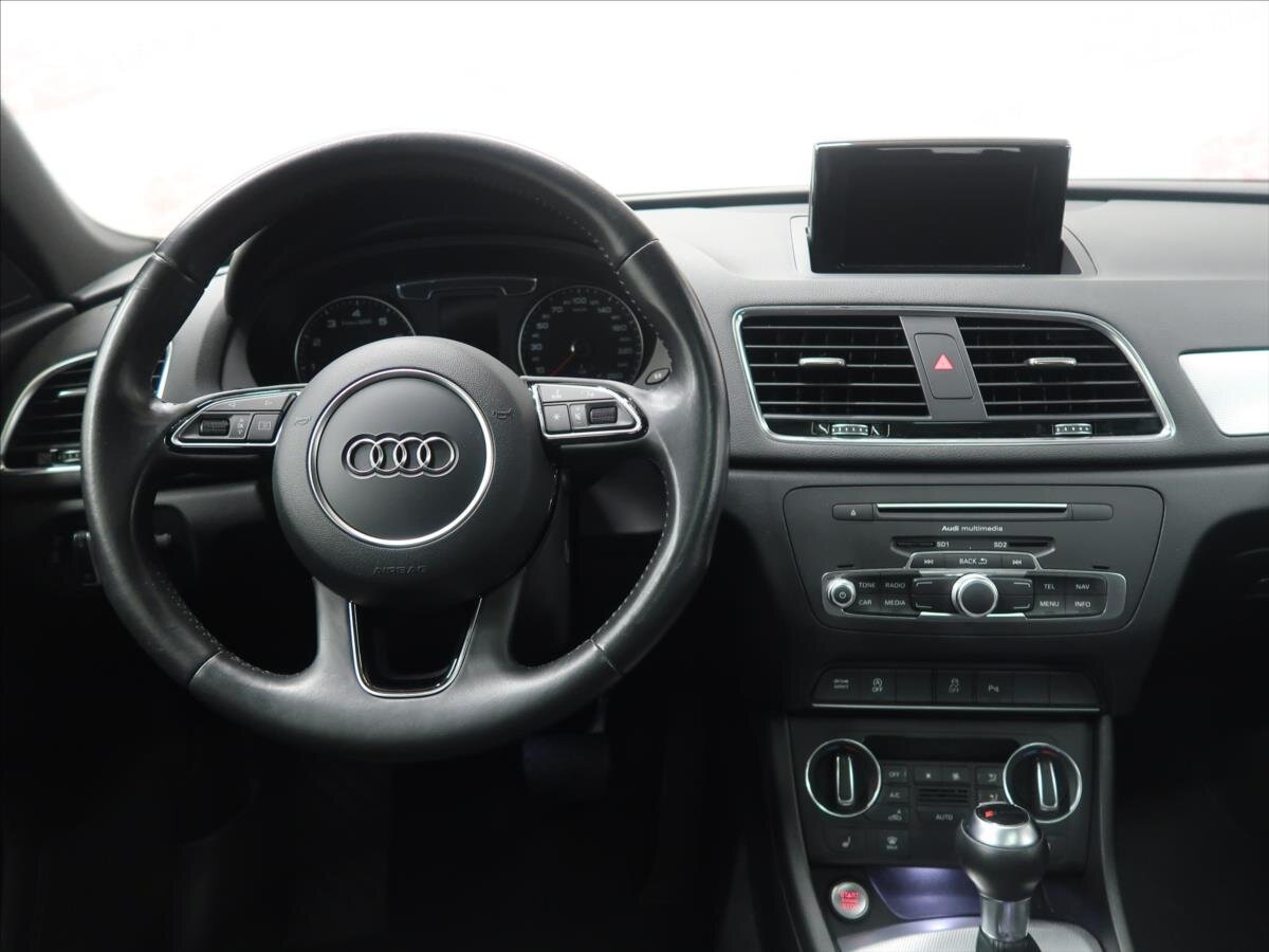 Audi Q3 SUV / Terénní 1,4 l 110 kw