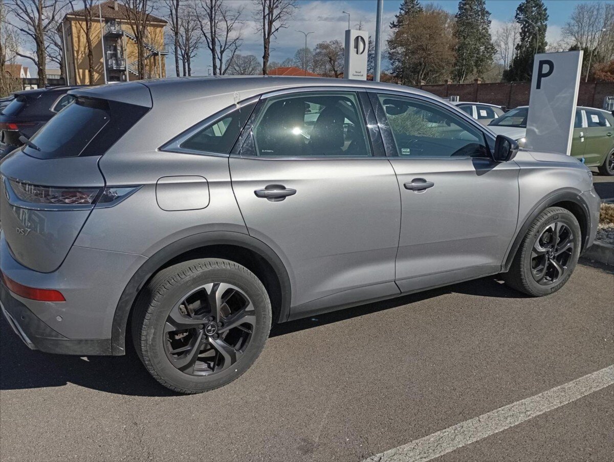 DS Automobiles DS7 Crossback Kombi 2,0 l 130 kw