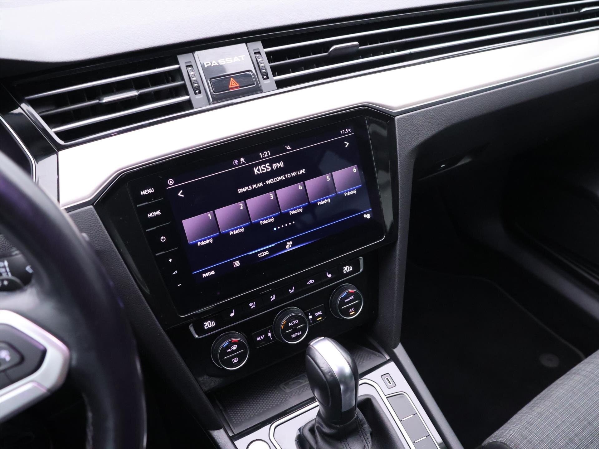 Volkswagen Passat Kombi 1,6 l 88 kw