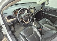 Jeep Cherokee SUV 2,2 l 147 kw