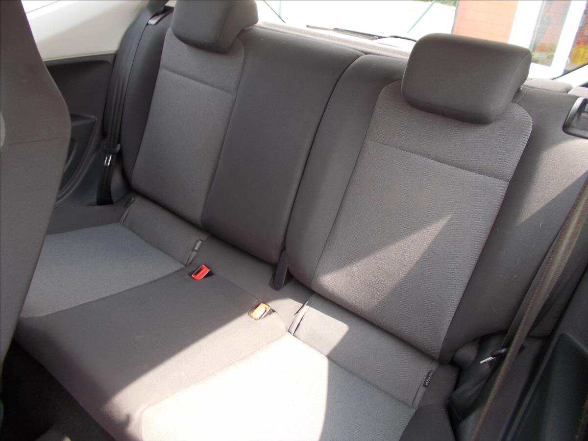 Volkswagen up! Hatchback 999,0 55 kw