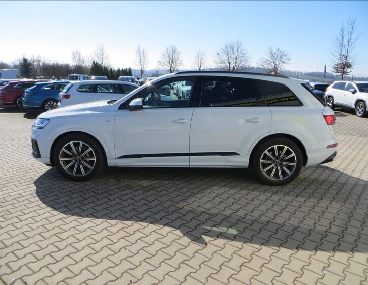 Audi Q7 SUV / Terénní 3,0 l 210 kw