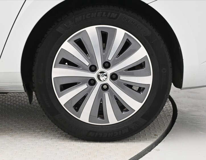 Škoda Superb Kombi 1,4 l 115 kw