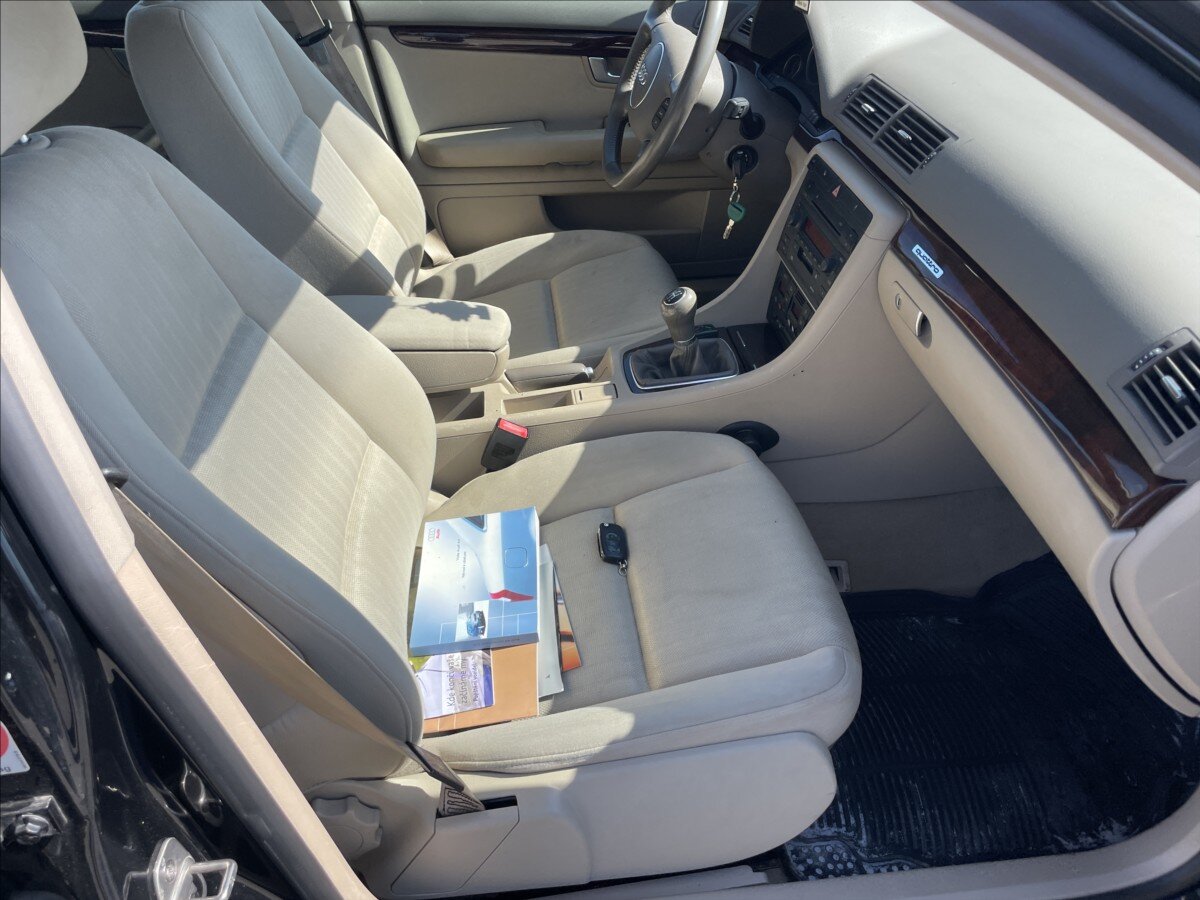 Audi A4 Sedan / Limuzína 1,8 l 110 kw