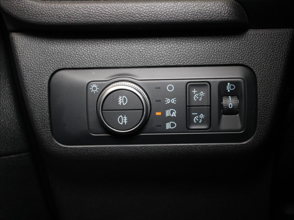 Ford Kuga SUV / Terénní 1,5 l 88 kw