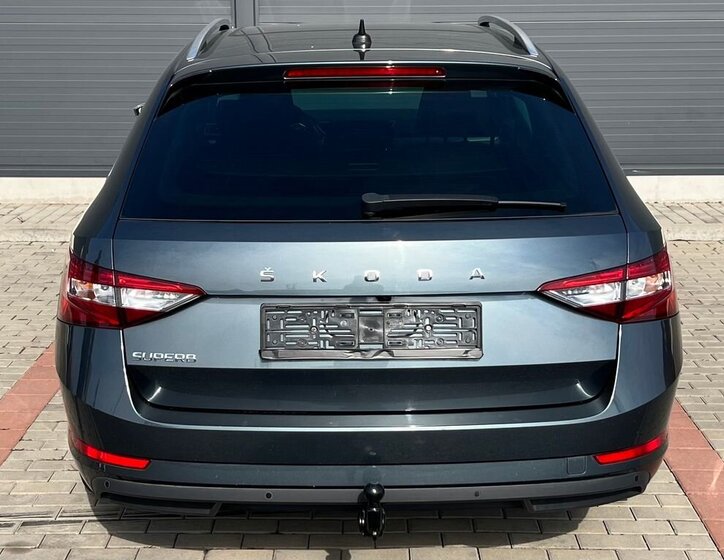 Škoda Superb Kombi 2,0 l 110 kw