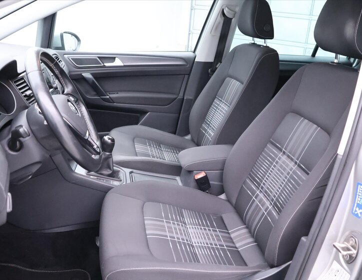 Volkswagen Golf Sportsvan MPV 1,2 l 63 kw