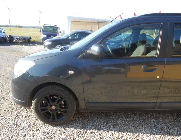 Dacia Lodgy 10