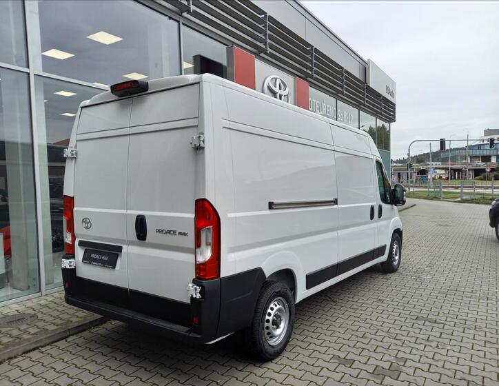 Toyota Proace Max 2